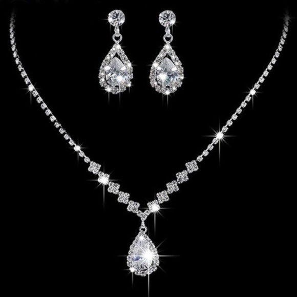Rhinestone Teardrop Bridal Set - Picture 1 of 5